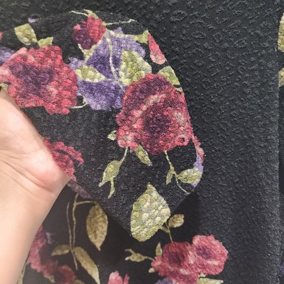 Alia Blouse Women's Size M Multicolor Floral Print 3/4 Sleeve Top Round Neck - Picture 3 of 11